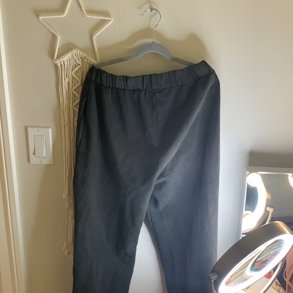 black sweatpants